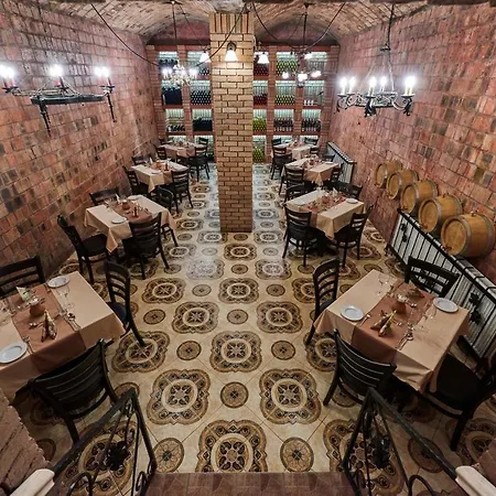 לינה וארוחת בוקר Szent Kristof Borbirtok