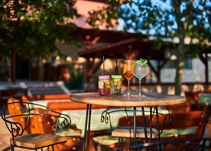 Szent Kristóf Borbirtok Nocleg ze śniadaniem *